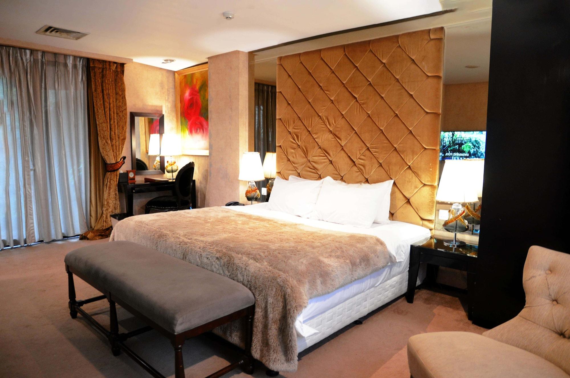 Amaroossa Grande Hotel Bekasi Ngoại thất bức ảnh