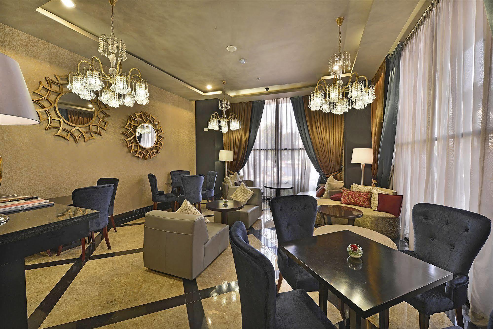 Amaroossa Grande Hotel Bekasi Ngoại thất bức ảnh